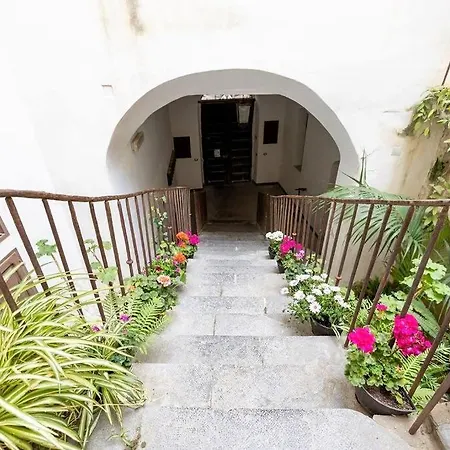 Loftbotta2cefalu